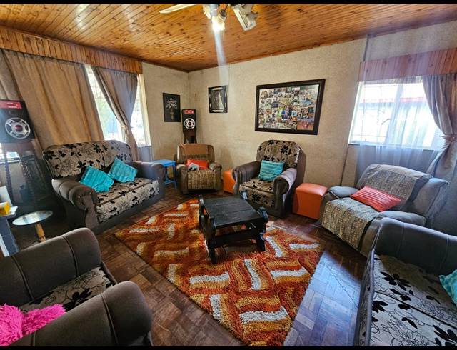 3 BEDROOM HOUSE FOR SALE IN SASOLBURG EXT 1